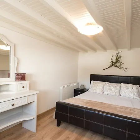 Apartment Di Mare Beachfront *
